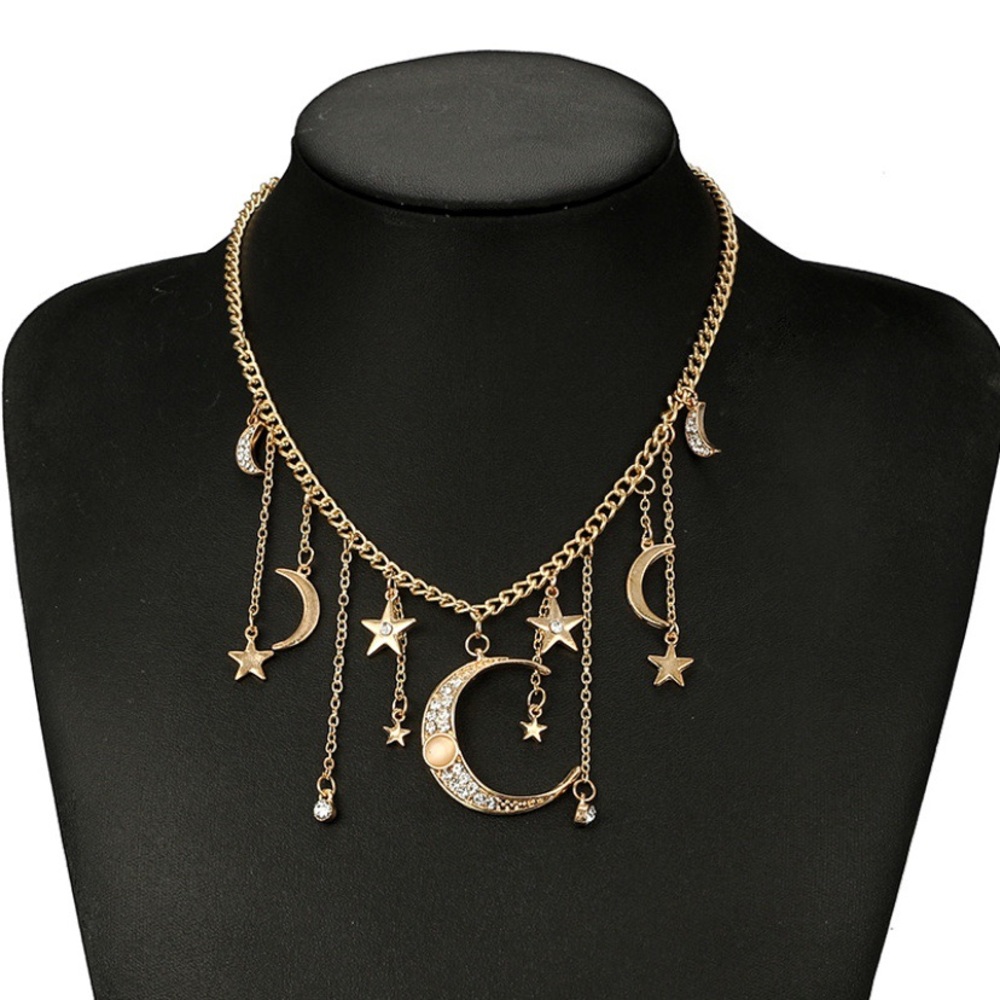 🌙NWT Moon and Stars Necklace - Picture 3 of 11